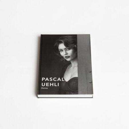 Buch, Fotografie, schwarzweiss, Bildband, Buchhandel, Porträtfotograf, schwarz weiss Fotobuch, Pascal Uehli, Künstler